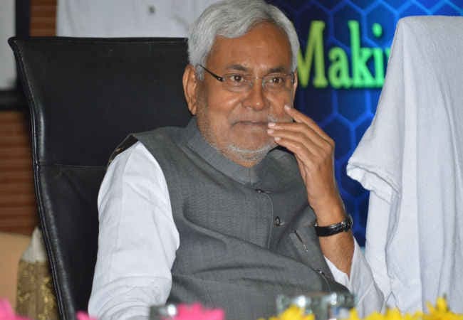 बिहार में समोसा बना सेलिब्रेटेड लग्जरी खाना, लगा टैक्स