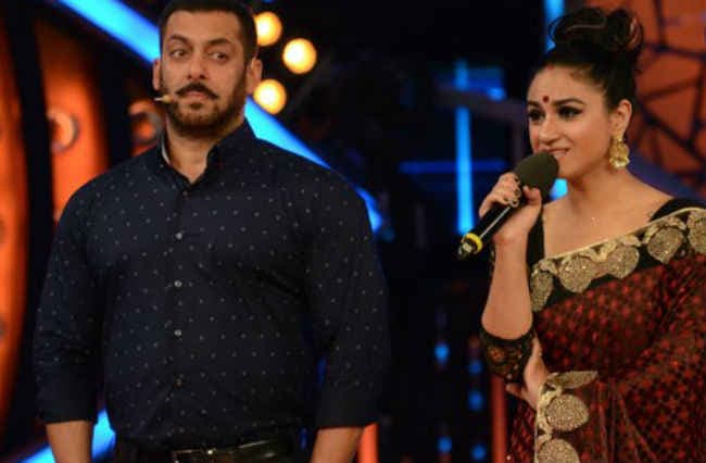 Bigg Boss 9: फिनाले से एक हफ्ते पहले घर से बेघर हुई प्रिया मलिक