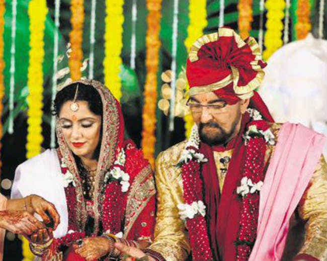 कबीर बेदी की चौथी पत्‍नी परवीन दुसांज के बारे में जानें 10 दिलचस्‍प बातें