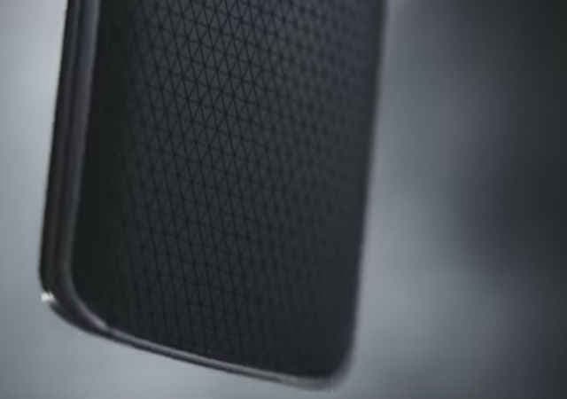 गिरने पर भी नहीं टूटेगा मोटोरोला का "Moto X Force "