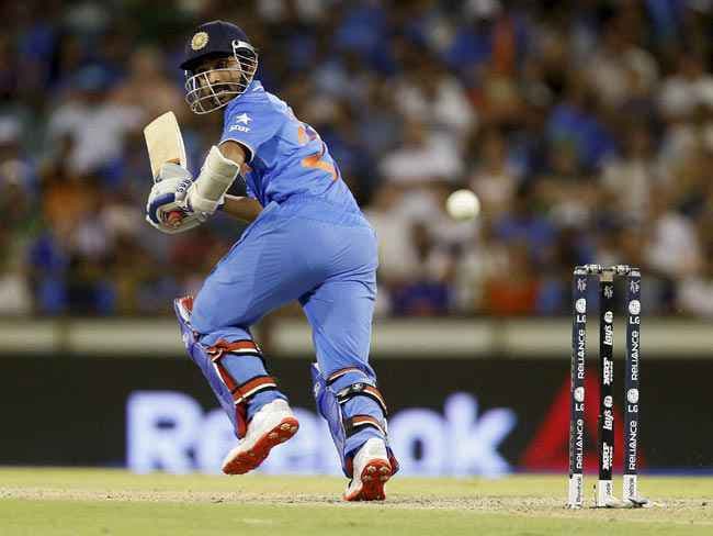 भारत को लगा झटका, रहाणे के हाथ में चोट, आखिरी वनडे खेलना संदिग्ध