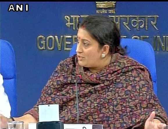 रोहित की मौत दलित बनाम गैर दलित का मुद्दा नहीं : स्मृति ईरानी