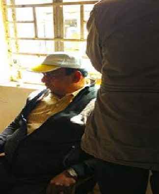 एसीबी ने की छापेमारी, पशु पदाधिकारी रिश्वत लेते गिरफ्तार