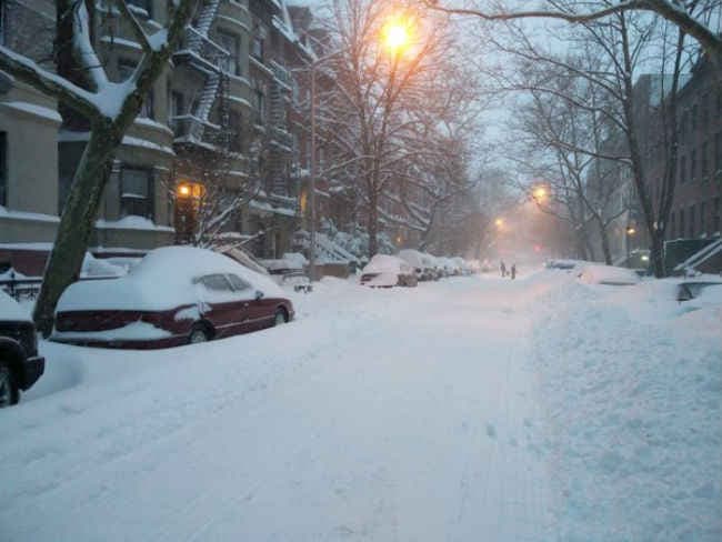 अमेरिका  : भीषण बर्फीले तूफान ने ली 16 की जान