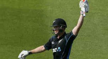 न्यूजीलैंड ने पाकिस्तान को दी शिकस्त,मैच के हीरो निकोल्स