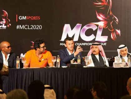 मास्टर्स चैंपियंस लीग : गिलक्रिस्ट की टीम सैगिटेरियस स्ट्राइकर्स की जर्सी लांच