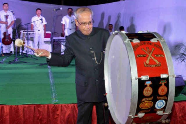 प्रणब मुखर्जी की आत्मकथा का विमोचन, सामने आयेंगे कई राज