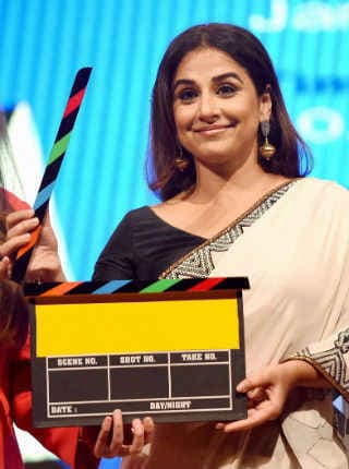 विद्या बालन ने खत्‍म की ‘टीई3एन'' की शूटिंग, तसवीर की साझा