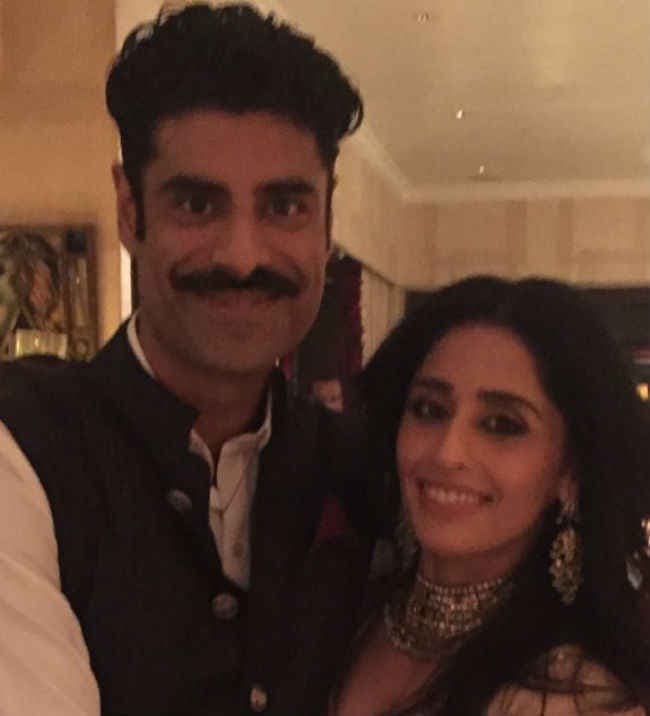 अनुपम खेर के बेटे ने की सोनम कपूर की ''बहन'' संग सगाई, देखें तसवीर