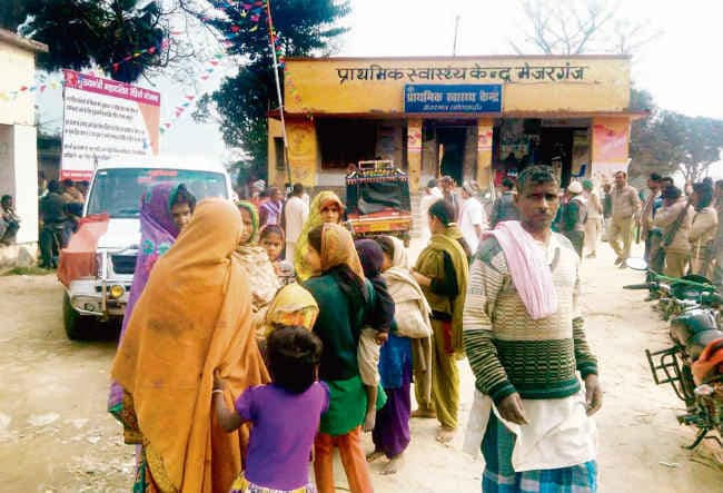 10वीं की छात्रा को 12वीं के छात्र ने चाकू गोदा, भीड़ ने छात्र को मार डाला