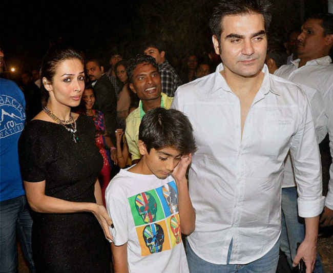 VIDEO : कुछ तो लोग कहेंगे, लोगों का काम है कहना