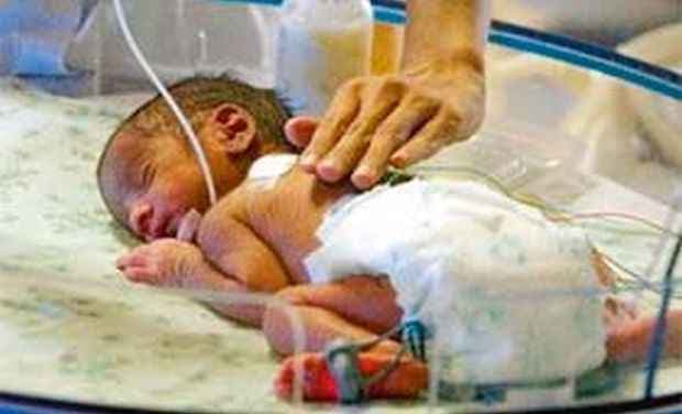 यूपी : मथुरा में अस्पताल से 2 नवजात शिशु की चोरी