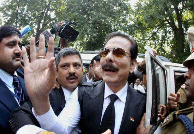 सहारा ने मांगी सुप्रीम कोर्ट से संपत्ति बेचने की इजाजत, कहा मिलेंगे 3000 करोड़ रुपये