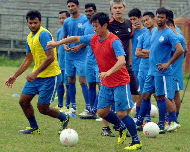 विश्व कप से पहले अंडर 17 टूर्नामेंट चाहते हैं भूटिया