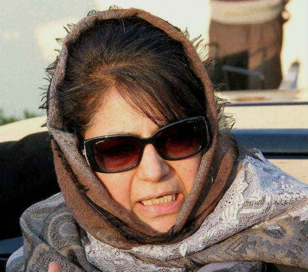 J&K में सरकार गठन को लेकर सस्‍पेंस कायम, महबूबा ने मोदी सरकार के सामने रखी शर्तें