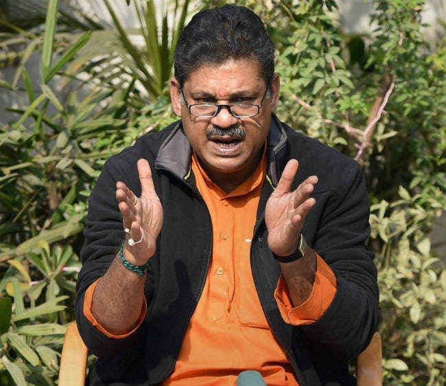 कीर्ति आजाद के खिलाफ मानहानि का मुकदमा दायर करेगी हॉकी इंडिया