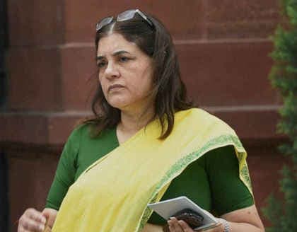 लिंग जांच अनिवार्य करने का मामला : महिला संगठनों ने किया मेनका गांधी का विरोध