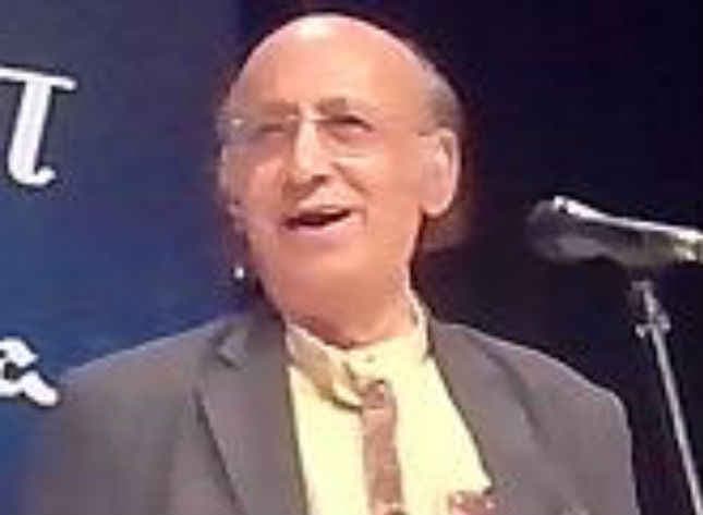 हिंदी और उर्दू के मशहूर शायर पद्मश्री निदा फाजली का निधन