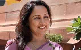 मथुरा में हेमामालिनी का नाम लिखी शिलापट्टिका टूटी मिली