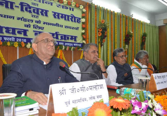 सुभाष कश्यप ने पढ़ाया बिहार के MLA को कानून का पाठ