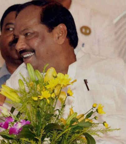 सीएम रघुवर दास ने देवघर में कई परियोजनाओं का उद्घाटन किया