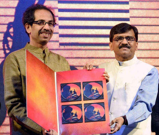 इशरत जहां का समर्थन करने वालों के खिलाफ शिवसेना ने कार्रवाई की मांग की