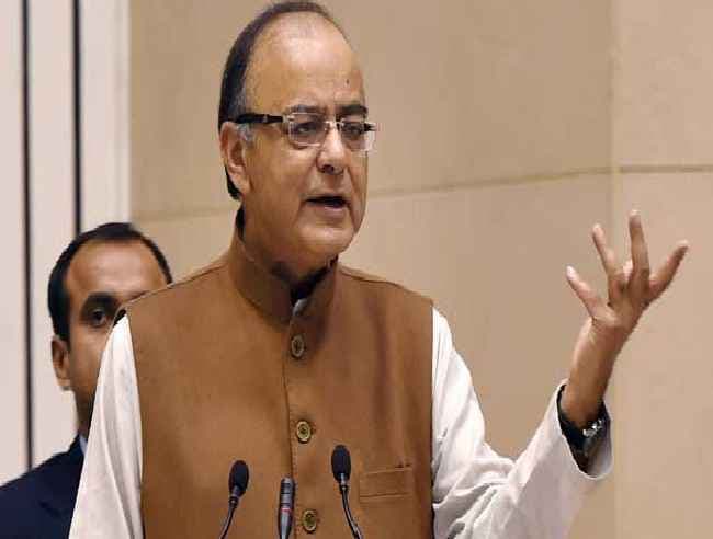 बैंकों को वसूली में सक्षम बनाने के लिए कदम उठायेगी सरकार : वित्त मंत्री