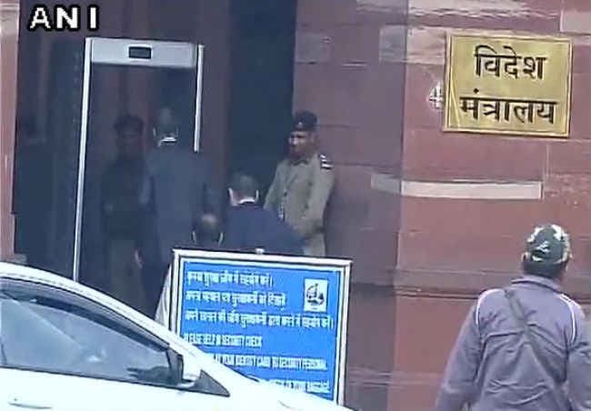 पाकिस्तान को एफ16 विमान बेचने के फैसले पर भारत ने जताई निराशा