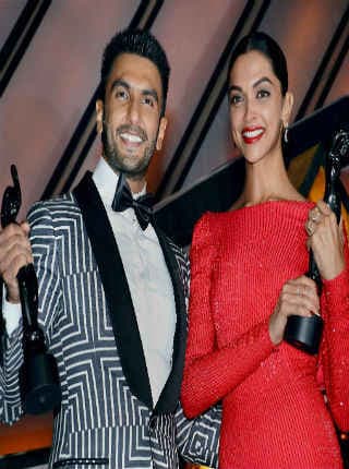 टोरंटो में एकसाथ नजर आये दीपिका-रणवीर, तसवीरे आई सामने