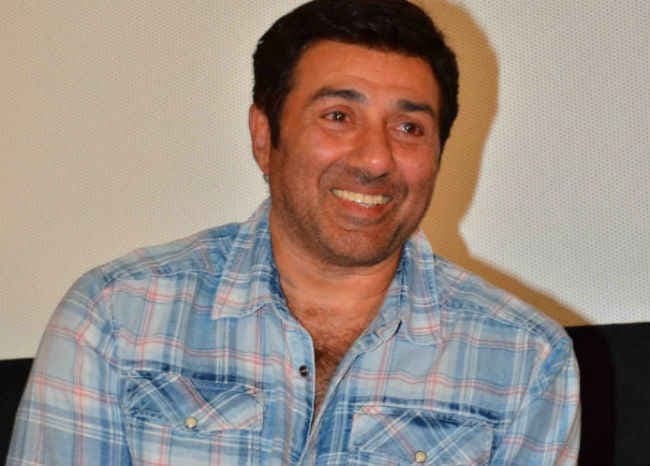 ...तो ''भैयाजी सुपरहिट'' में इन दो अभिनेत्रियों के साथ दिखेंगे सनी देओल