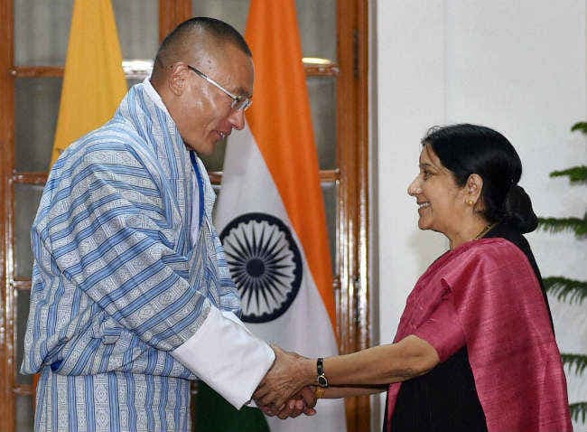 सुषमा ने भूटान के प्रधानमंत्री से मुलाकात की, प्रमुख द्विपक्षीय मुद्दों पर हुई बातचीत