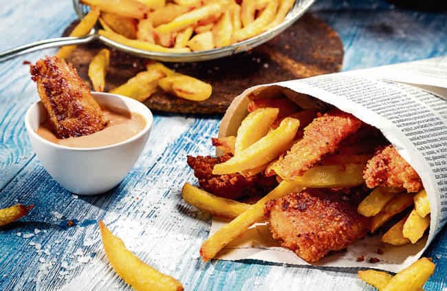 अखबार पर न रखें फ्राइड फूड