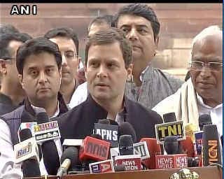 जेएनयू विवाद : राष्‍ट्रपति से मिले राहुल गांधी कहा- देश प्रेम मेरे खून में