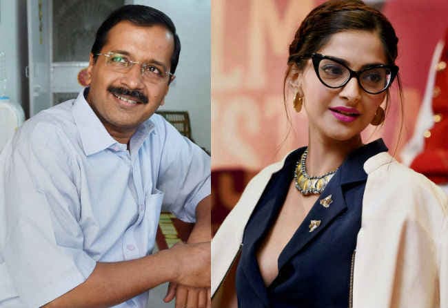 दिल्ली के मुख्यमंत्री केजरीवाल ने देखी सोनम की ''नीरजा''