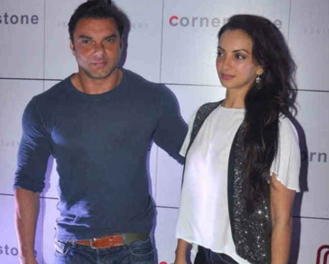 ...अब सीमा ने छोड़ा पति सोहेल खान का घर, देखें वीडियो