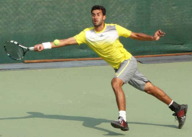 टेनिस रैंकिंग : युकी शीर्ष 100 से बाहर, युगल में सानिया मिर्जा टॉप पर बरकरार