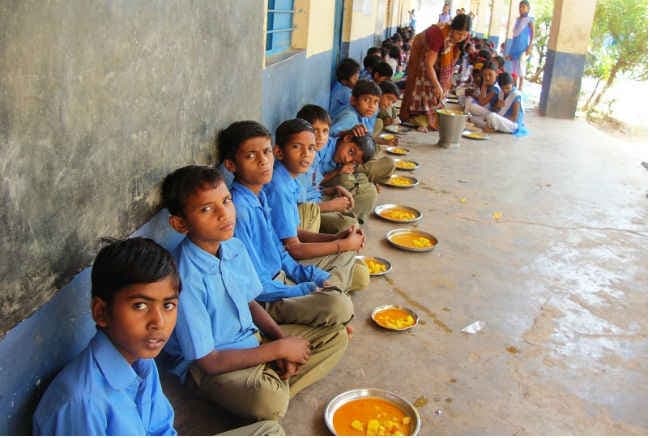 Jharkhand: केंद्र ने MDM के कुकिंग कॉस्ट की राशि में की बढ़ोतरी, अब कक्षा 1-5 के लिए मिलेंगे इतने रुपये