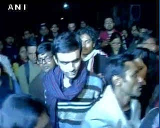 JNU मामला : आरोपी छात्रों ने किया सरेंडर, थाने में हुई 5 घंटे पूछताछ
