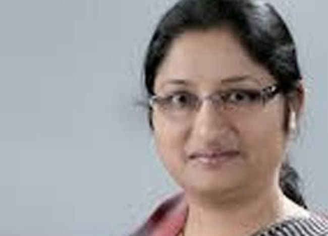 कोडरमा : ट्रक से टकरायी गाड़ी बची अन्नपूर्णा देवी