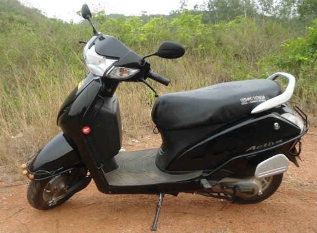 Agra News: अजब चोर की गजब कहानी, पेट्रोल खत्म होने तक दौड़ाता है एक्टिवा, फिर चुराता है दूसरी