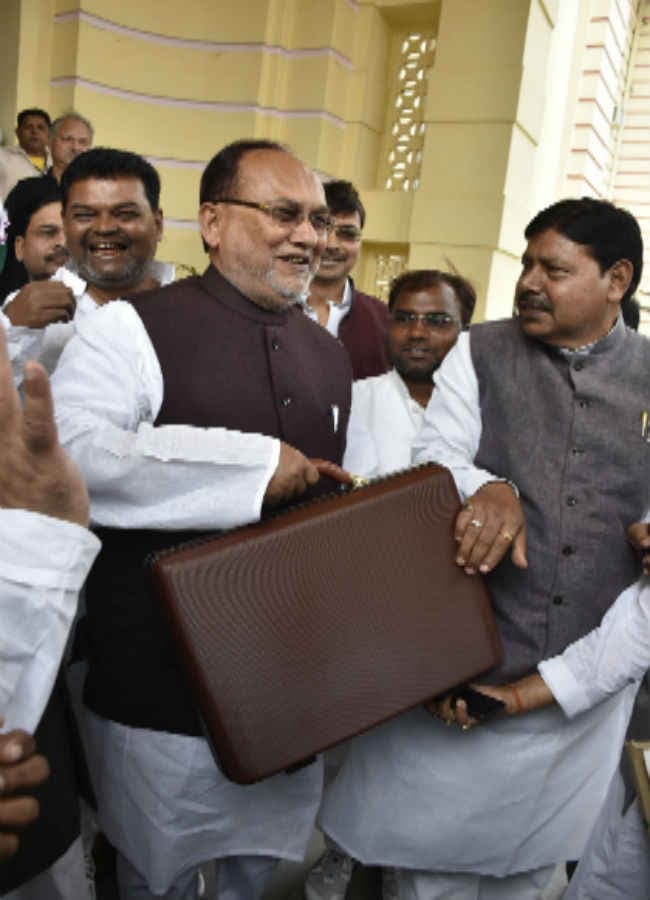#Bihar Budget : विकास का सकारात्मक पिटारा, नीतीश के सपने भी होंगे पूरे, बजट का पूरा ब्लूप्रिंट