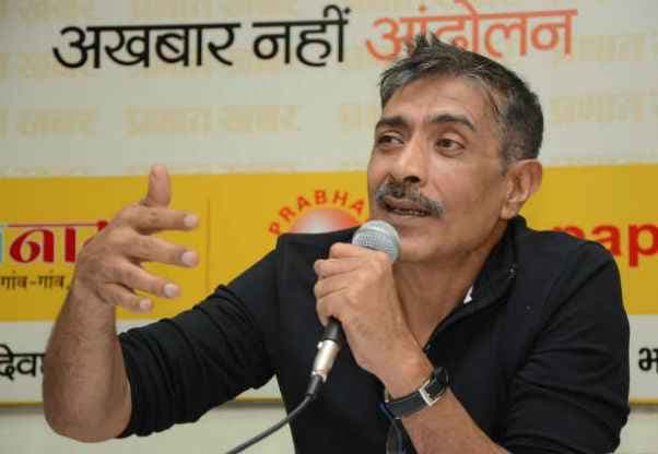 जयगंगाजल के निर्देशक प्रकाश झा को पटना उच्च न्यायालय ने नोटिस जारी किया