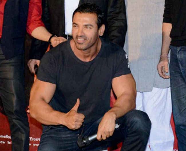 ...तो इस अभिनेता की फिल्‍म 100 से भी ज्‍यादा बार देख चुके हैं जॉन अब्राहम