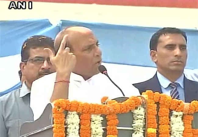 राजनाथ बोले, अगर PAK से हुई फायरिंग, तो हम भी नहीं गिनेंगे गोलियां