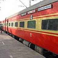 राजधानी एक्सप्रेस में बढ़ जायेंगी 124 सीटें