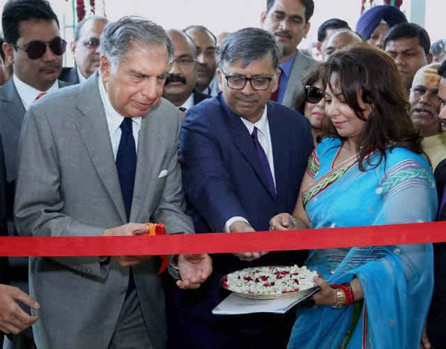 नीरा राडिया का स्वास्थ्य क्षेत्र में कदम, टाटा ने किया पहले अस्पताल का उद्घाटन