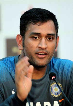 जसप्रीत बुमरा को मिली कप्तान धौनी से वाहवाही, कहा, डेथ ओवरों में बेहतरीन प्रदर्शन