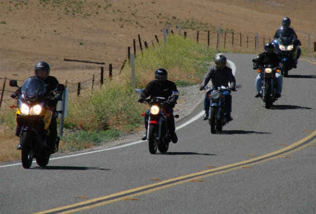 फरवरी में बजाज आटो की मोटरसाइकिल बिक्री 9 प्रतिशत बढी