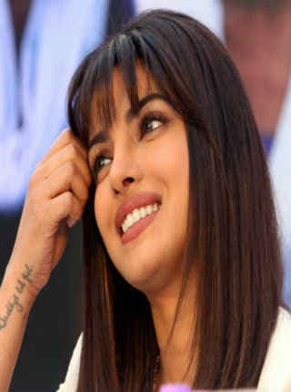 जानें, हॉलीवुड में किन किरदारों को दरकिनार करना चाहती हैं प्रियंका चोपड़ा