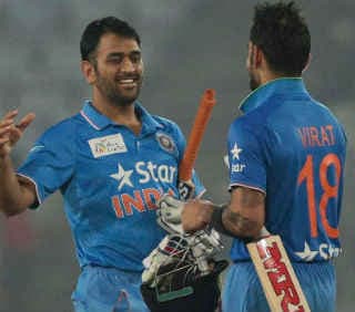 कोहली ने कहा- विरोधी भीड के सामने खेलना पसंद, बोले धौनी- हम सही राह पर